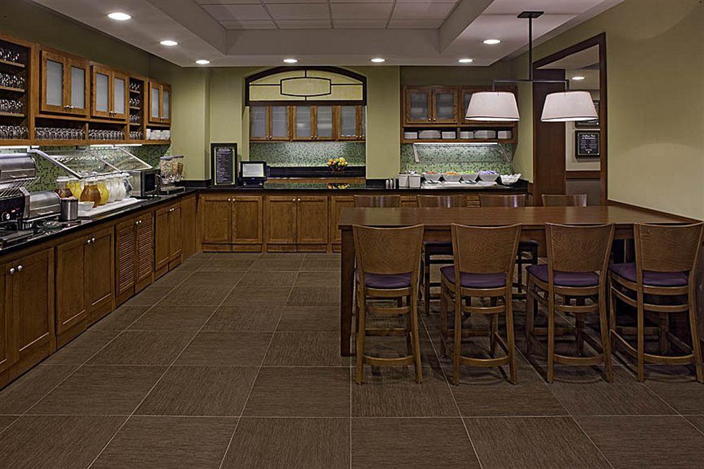 Hyatt Place Cincinnati Blue Ash Restauracja zdjęcie